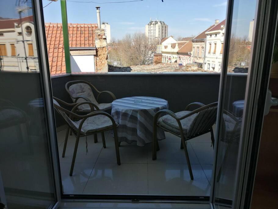 Apartman Natasa 3 Вршац Экстерьер фото